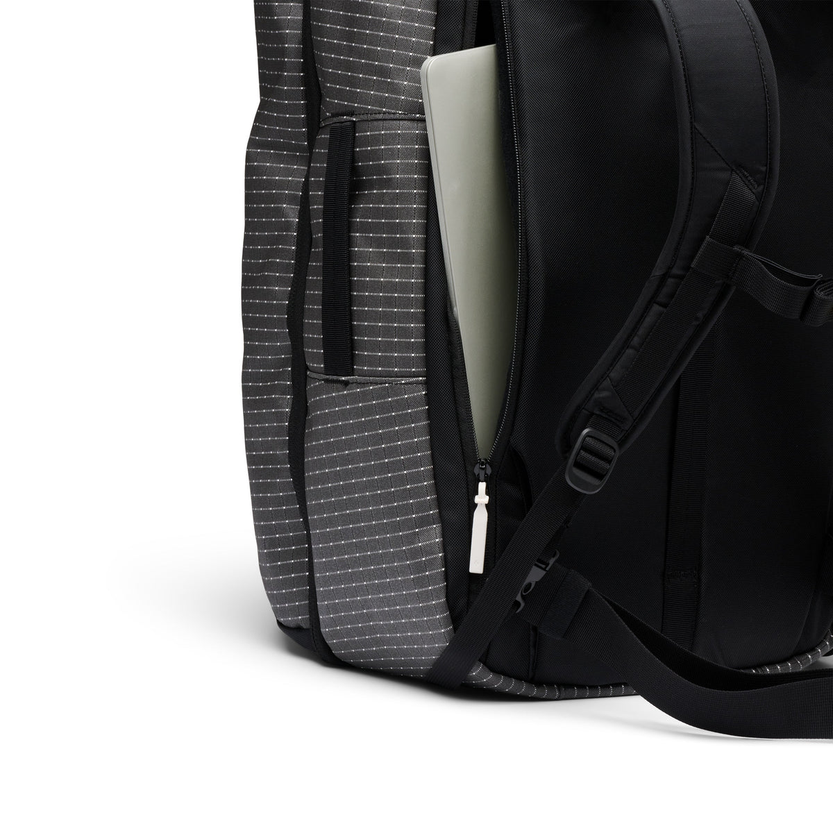 Stonehauler 40 L Travel Pack | Black Diamond Classic